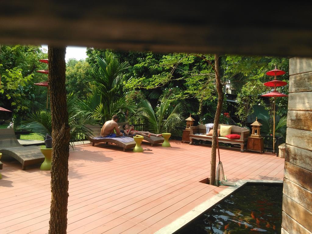 Capital O 1051 Pagoda House Chiang Mai Exterior foto